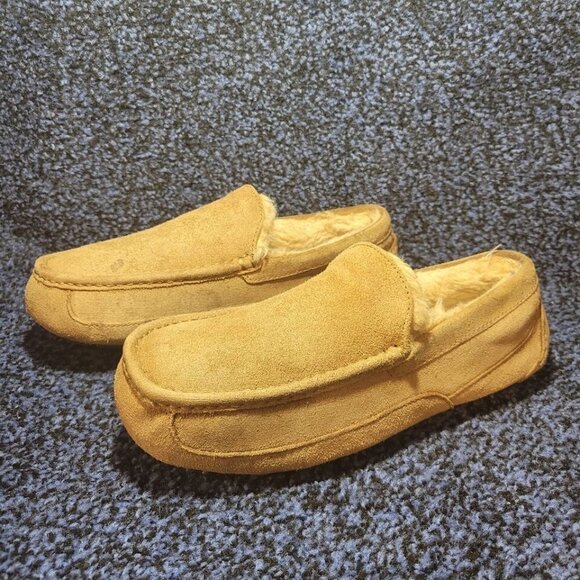 UGG Ascot Men's Size 11 US Chestnut Suede Slip On Sheepskin Lined Moc Toe Shoes - Picture 4 of 10